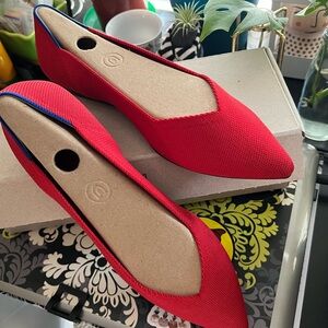 Rothy’s Pointed toe shoe - only worn a couple of times - excellent condition